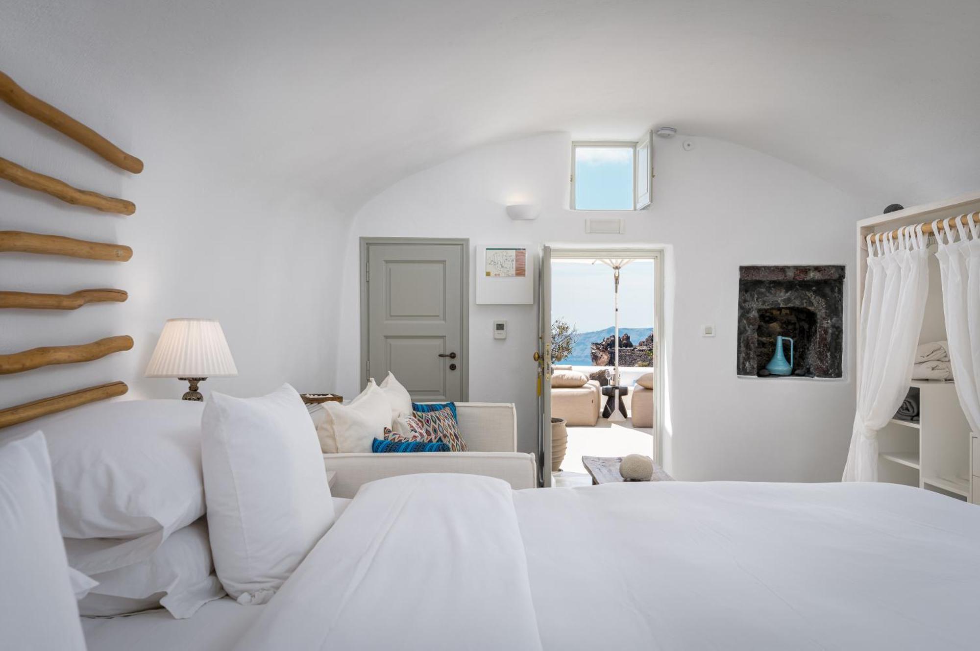 Iconic Santorini, a Boutique Cave Hotel Imerovígli Extérieur photo