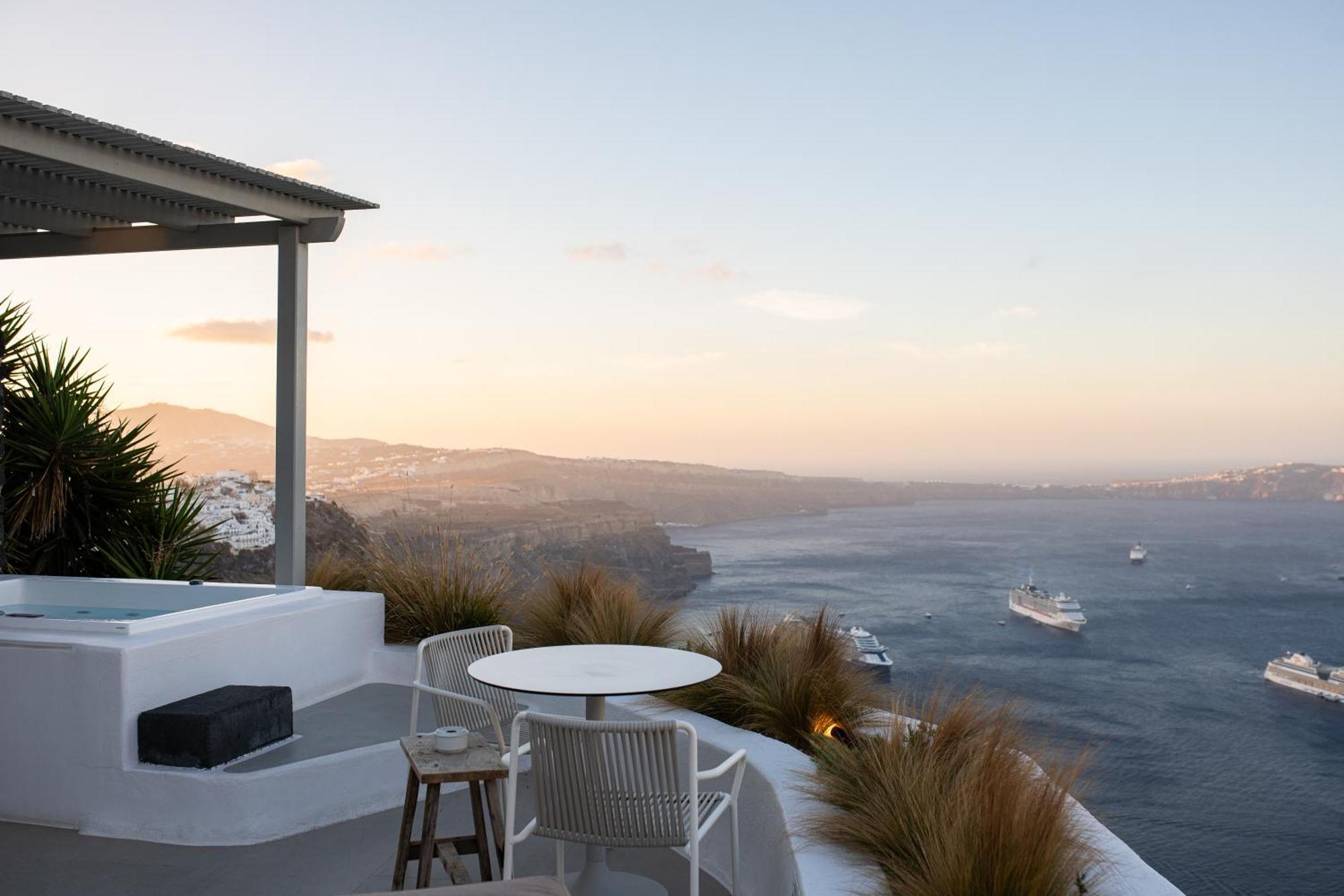 Iconic Santorini, a Boutique Cave Hotel Imerovígli Extérieur photo