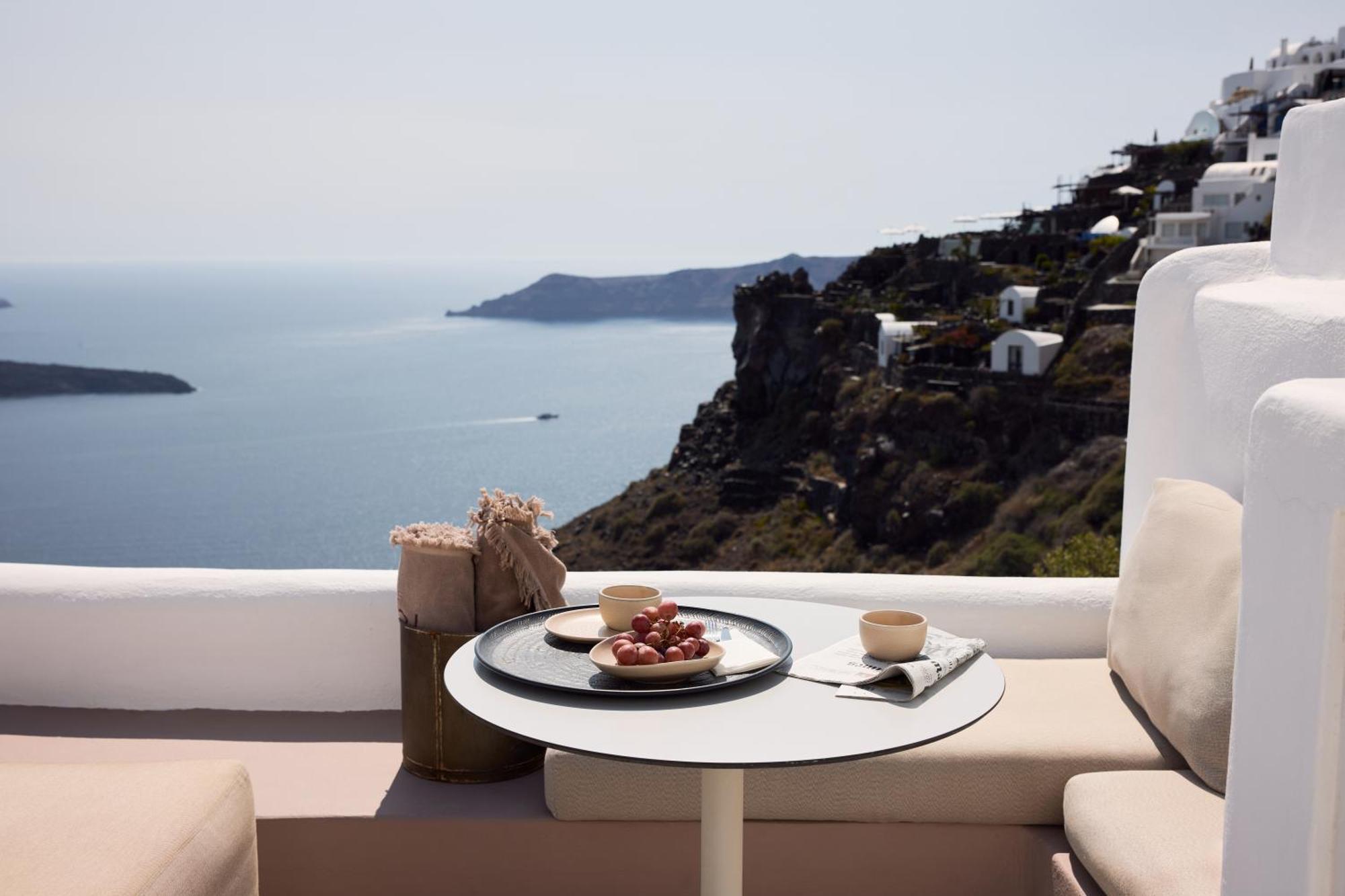 Iconic Santorini, a Boutique Cave Hotel Imerovígli Extérieur photo