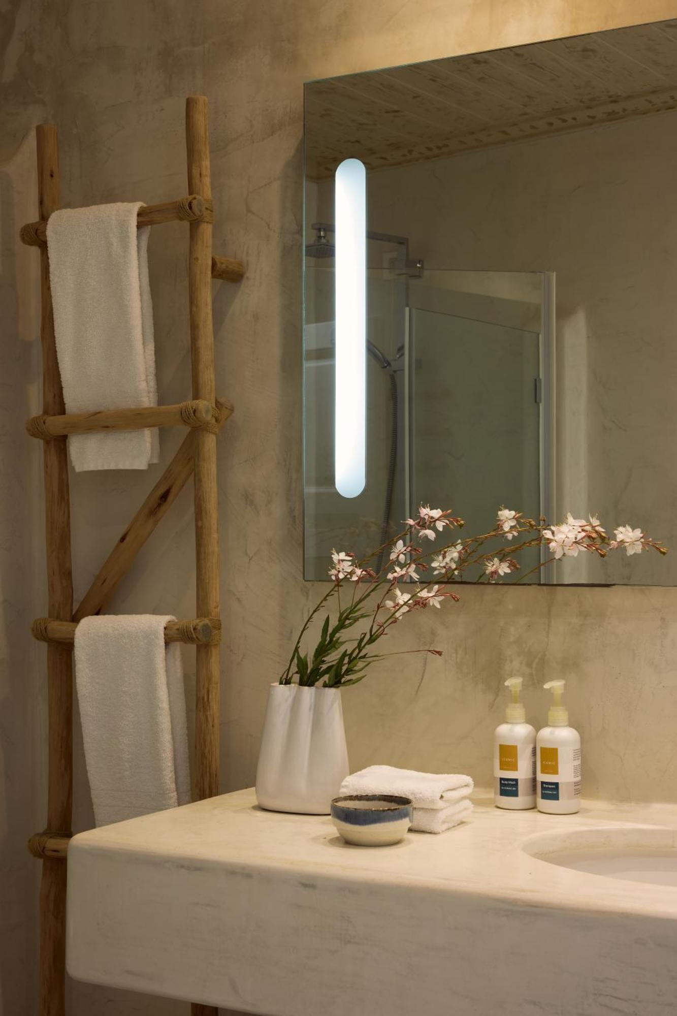 Iconic Santorini, a Boutique Cave Hotel Imerovígli Extérieur photo